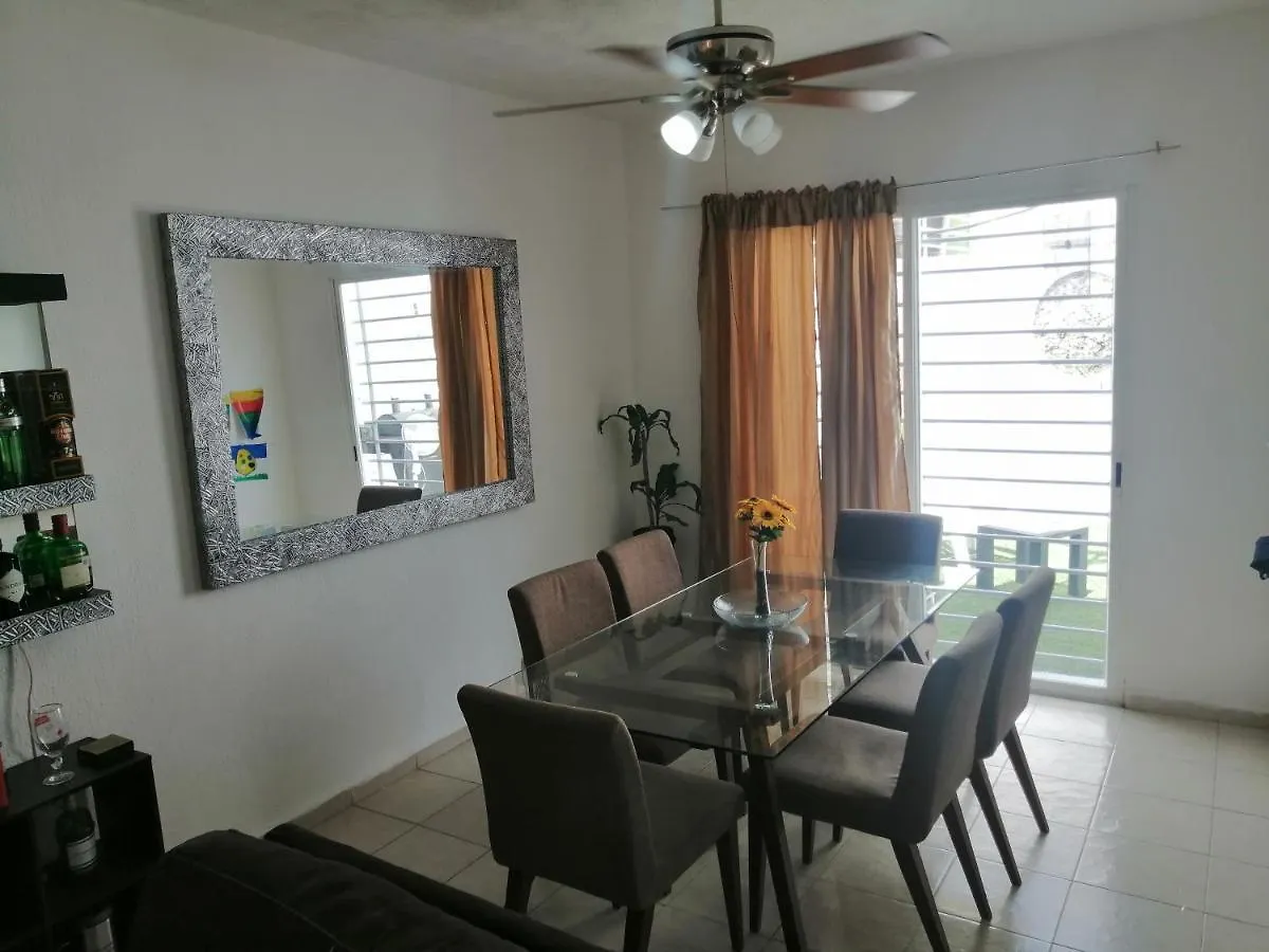 Residencial Villa Marino Homestay Cancun